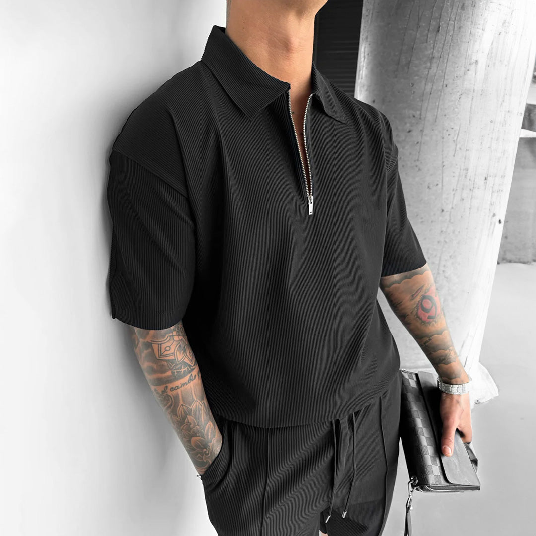 TEXTURED ZIPPER POLO T-SHIRT - BLACK