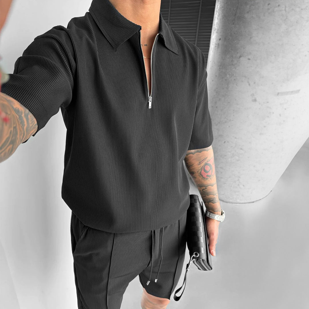 TEXTURED ZIPPER POLO T-SHIRT - BLACK