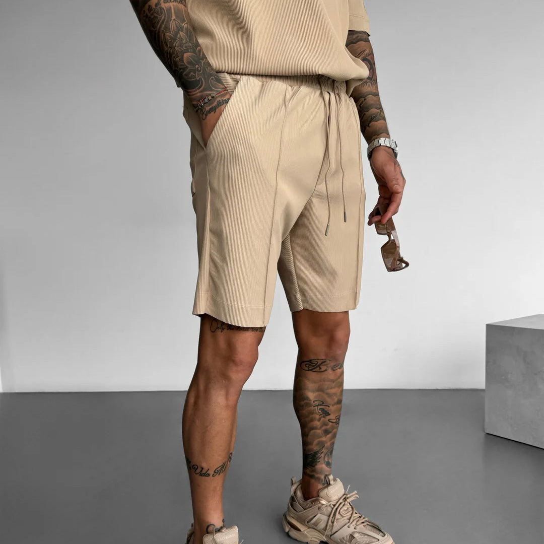 TEXTURED SEAM SHORTS - TAN