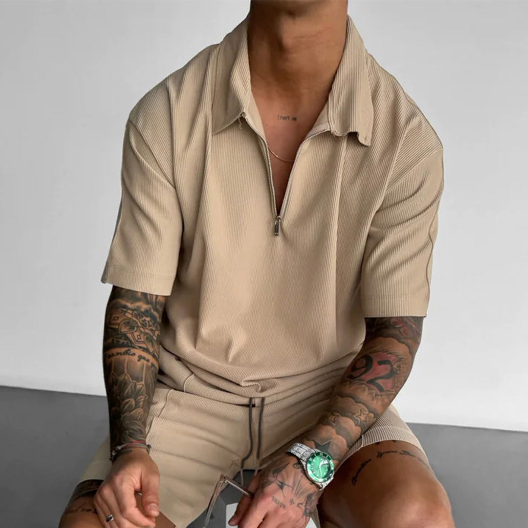 TEXTURED ZIPPER POLO T-SHIRT - TAN