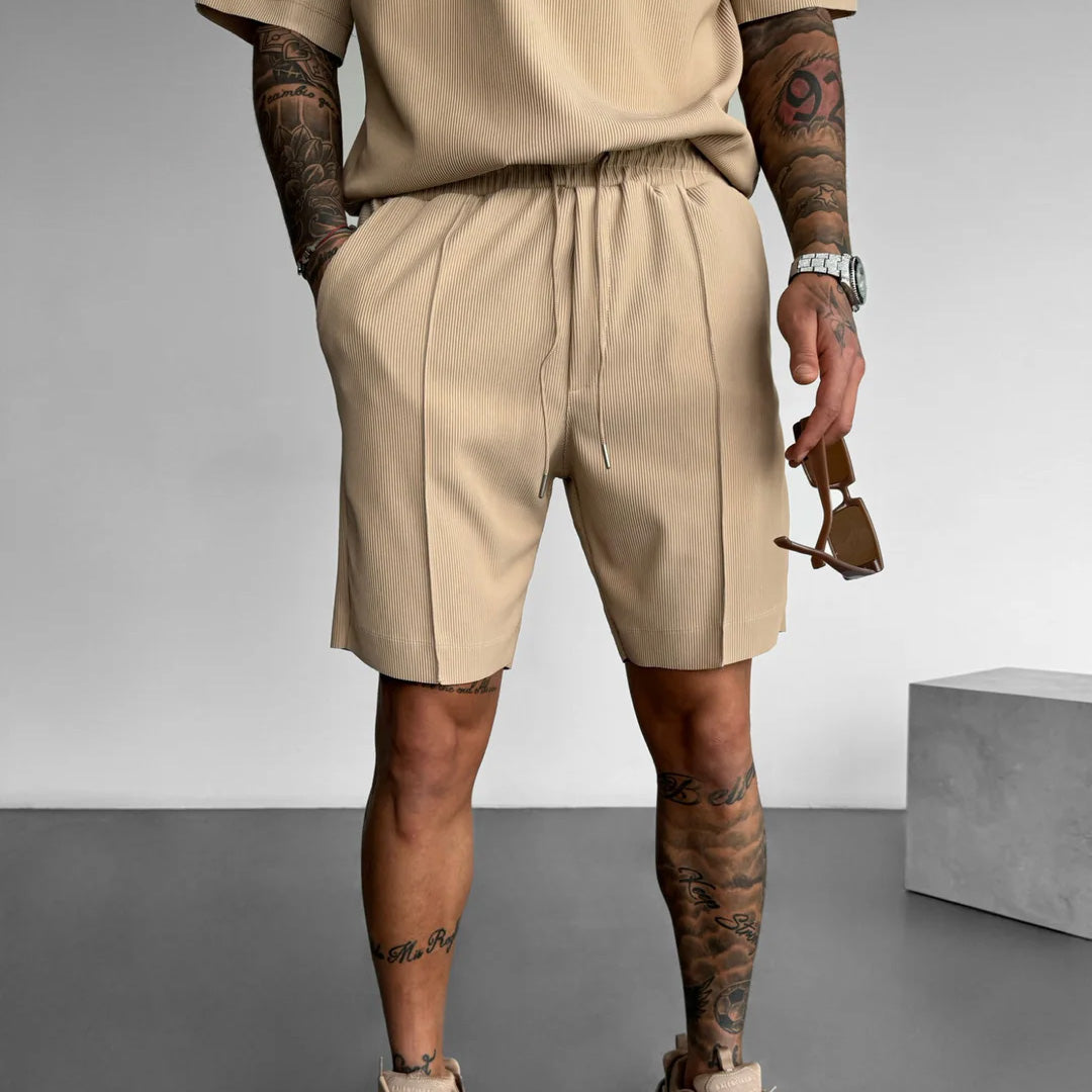 TEXTURED SEAM SHORTS - TAN